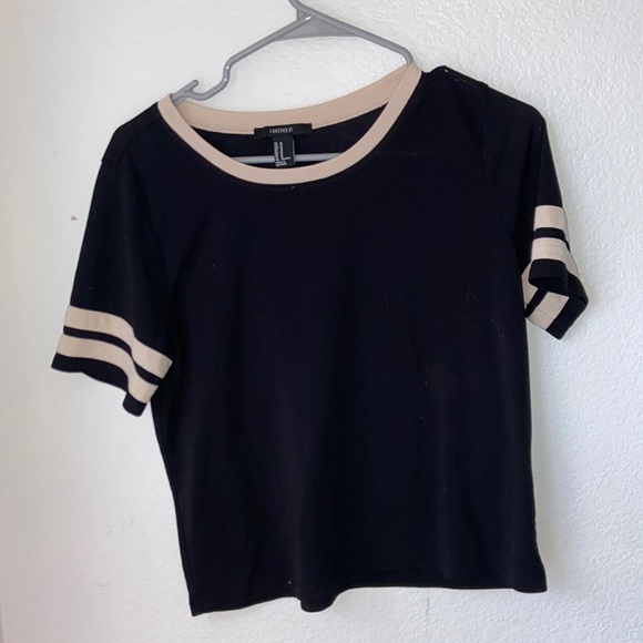 Forever 21 cropped tee - Picture 1 of 1
